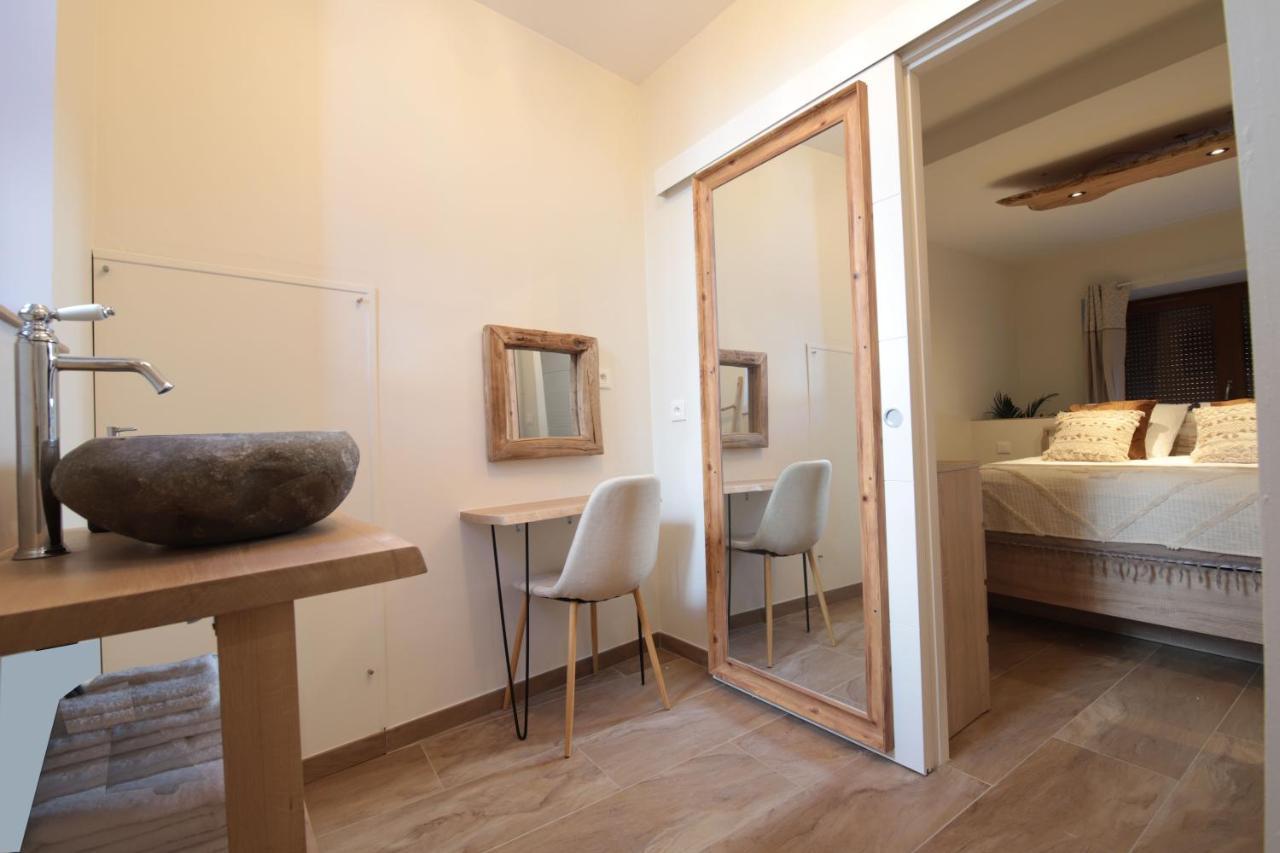Gite De Charme Haut De Gamme Avec Jacuzzi Et Sauna Privatifs Donzere ภายนอก รูปภาพ